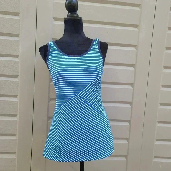 Lole Tank Top Actvewear Womens Medium Quick Dry Wicking UPF 50+ Striped Stretch - Picture 1 of 11